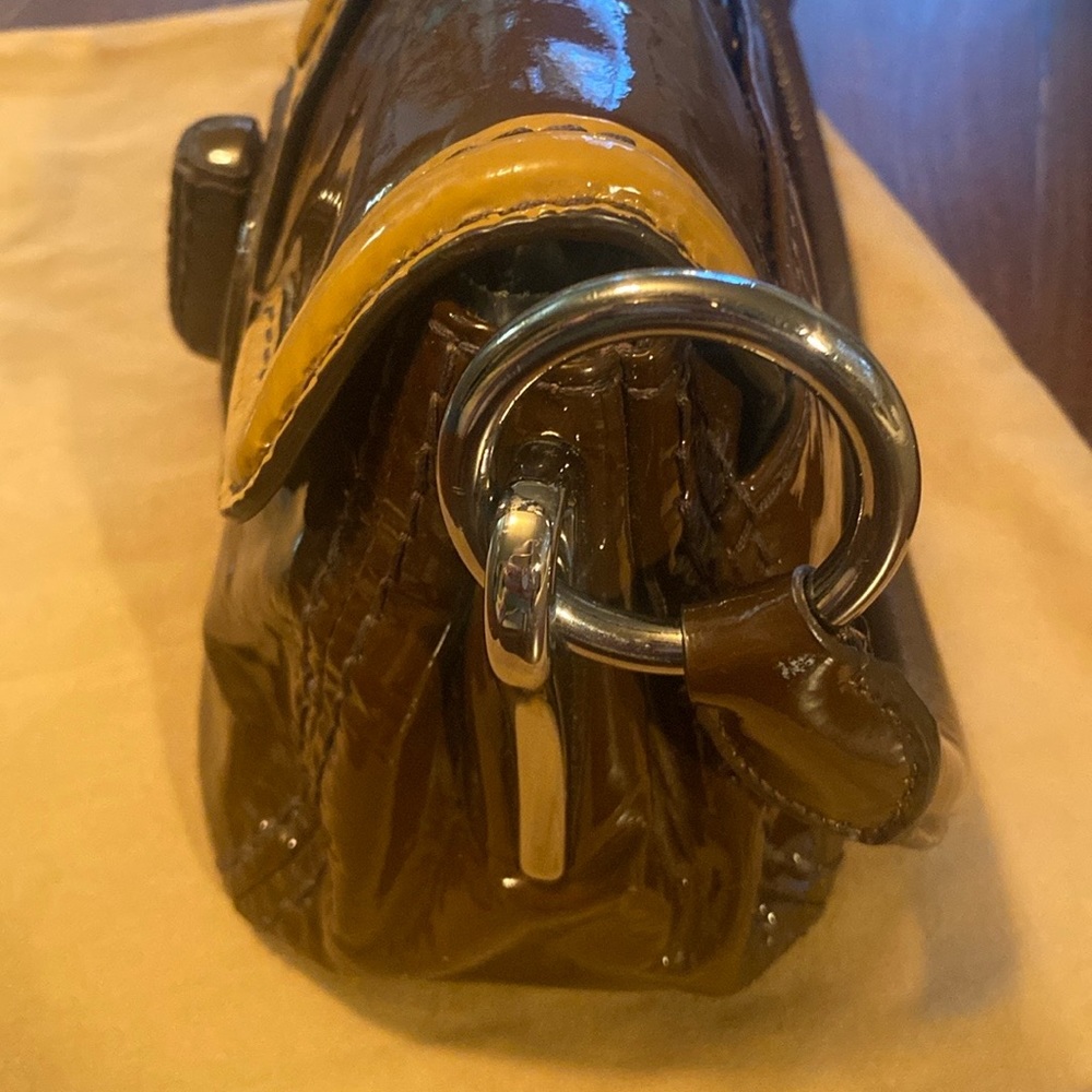 Prada patent leather handbag - Picture 8 of 12